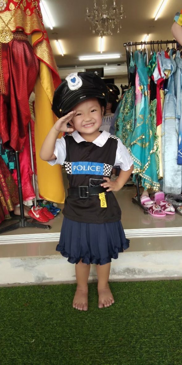 ชุดอาชีพ ตำรวจหญิงเด็กเล็ก